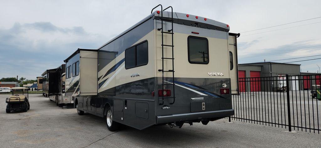 2021 Ford F-53 Unknown