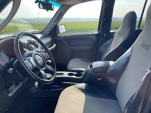 2004 Jeep Liberty Sport