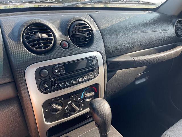 2004 Jeep Liberty Sport