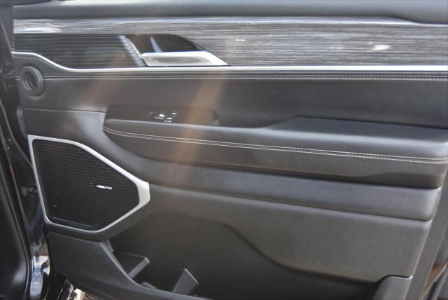 2022 Jeep Wagoneer Series III 4x4