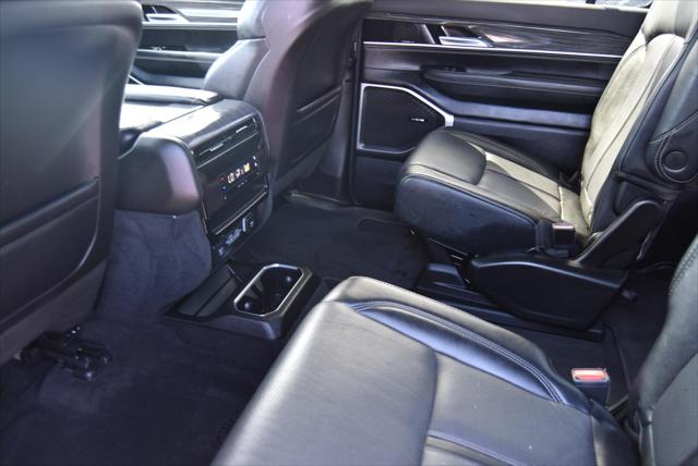 2022 Jeep Wagoneer Series III 4x4