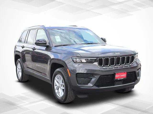 2024 Jeep Grand Cherokee GRAND CHEROKEE LAREDO X 4X4