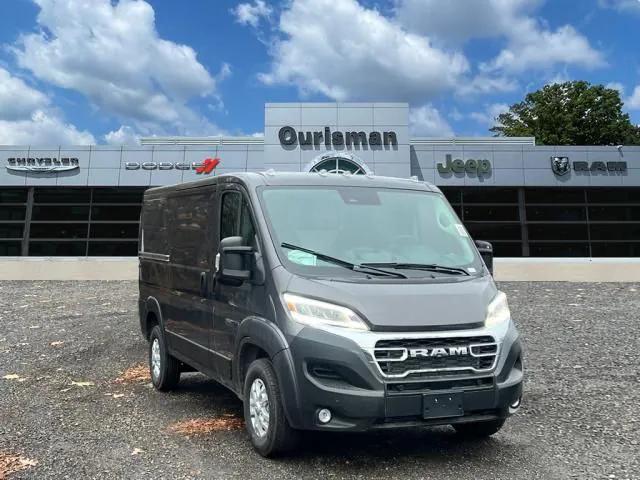 2025 RAM Ram ProMaster RAM PROMASTER 1500 SLT CARGO VAN LOW ROOF 136 WB