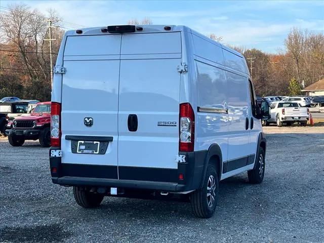 2025 RAM Ram ProMaster RAM PROMASTER 2500 SLT+ CARGO VAN HIGH ROOF 136 WB