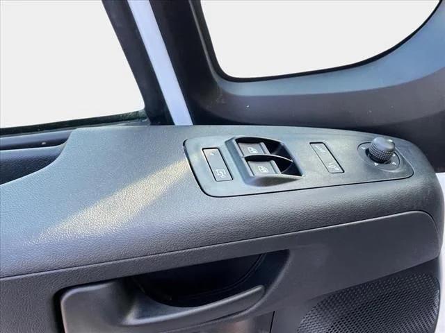 2025 Ram ProMaster Cargo Van SLT Low Roof 136" WB