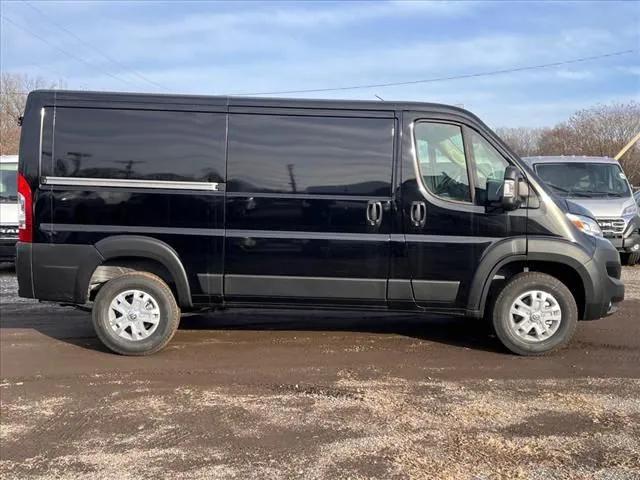 2025 RAM Ram ProMaster RAM PROMASTER 2500 SLT CARGO VAN LOW ROOF 136 WB