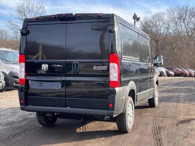 2025 RAM Ram ProMaster RAM PROMASTER 2500 SLT CARGO VAN LOW ROOF 136 WB