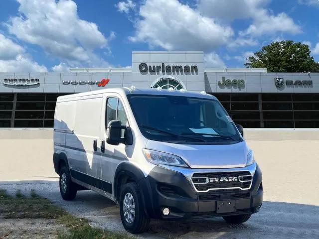 2025 RAM Ram ProMaster RAM PROMASTER 2500 SLT CARGO VAN LOW ROOF 136 WB