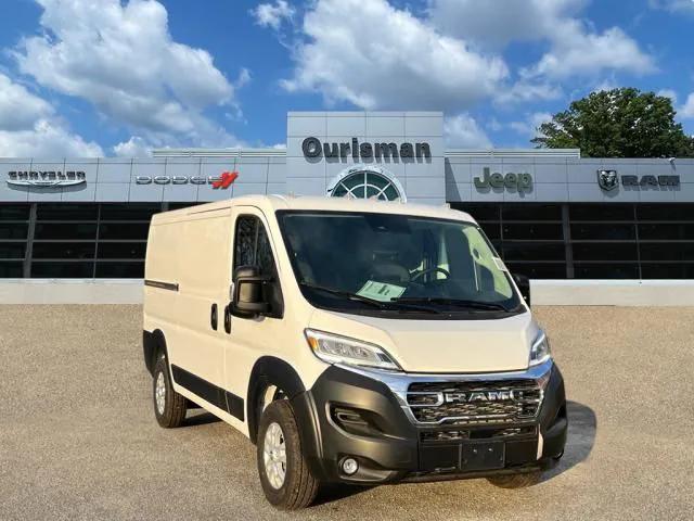 2025 RAM Ram ProMaster RAM PROMASTER 2500 SLT CARGO VAN LOW ROOF 136 WB