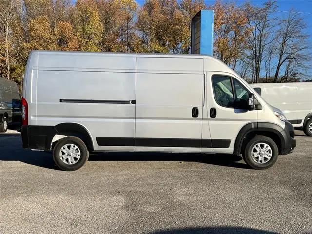 2025 RAM Ram ProMaster RAM PROMASTER 3500 SLT CARGO VAN HIGH ROOF 159 WB