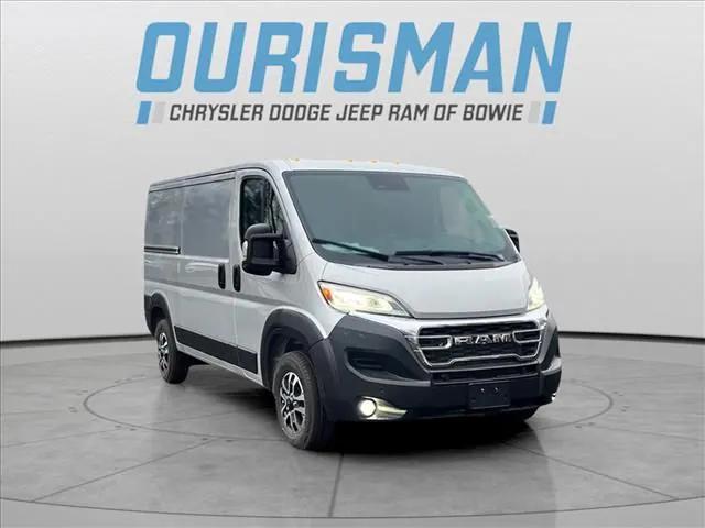 2025 RAM Ram ProMaster RAM PROMASTER 3500 SLT CARGO VAN LOW ROOF 136 WB