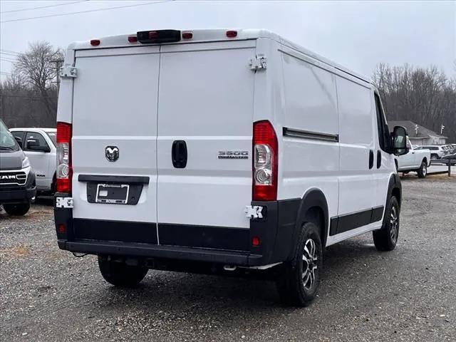 2025 RAM Ram ProMaster RAM PROMASTER 3500 SLT CARGO VAN LOW ROOF 136 WB