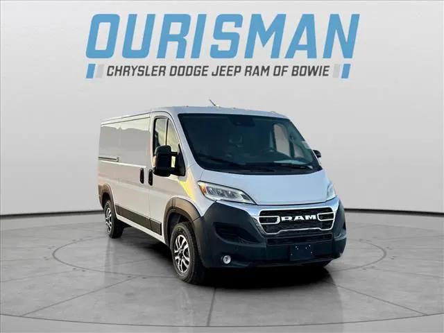2025 RAM Ram ProMaster RAM PROMASTER 3500 SLT CARGO VAN LOW ROOF 136 WB