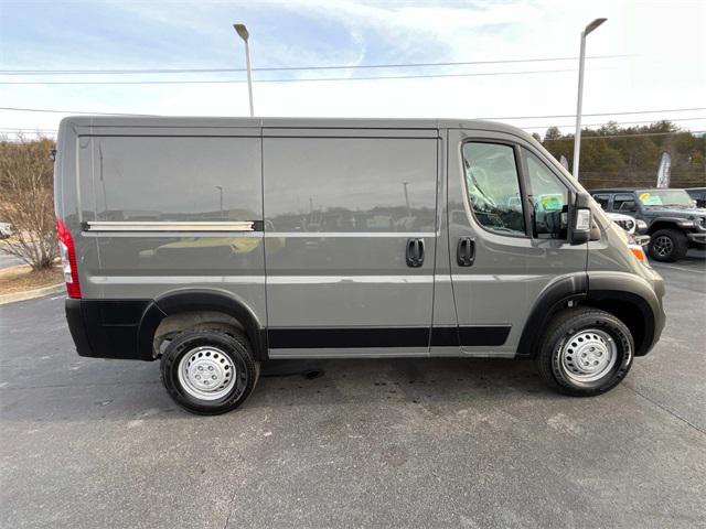 2025 RAM Ram ProMaster RAM PROMASTER 1500 TRADESMAN CARGO VAN LOW ROOF 118 WB