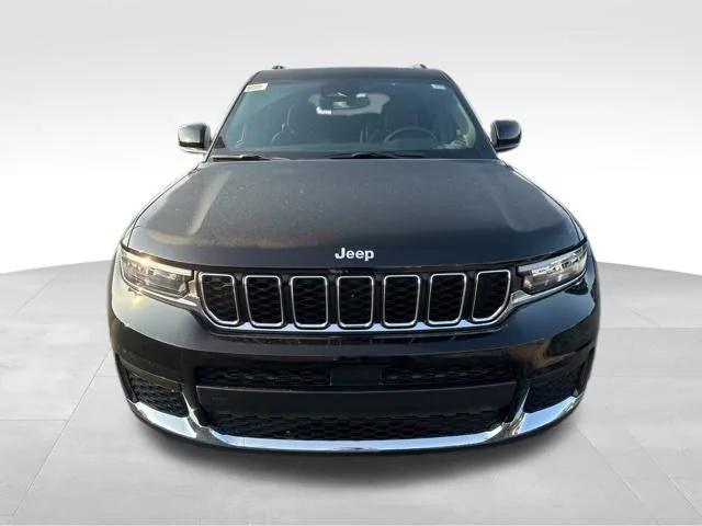 2024 Jeep Grand Cherokee GRAND CHEROKEE L LAREDO X 4X4