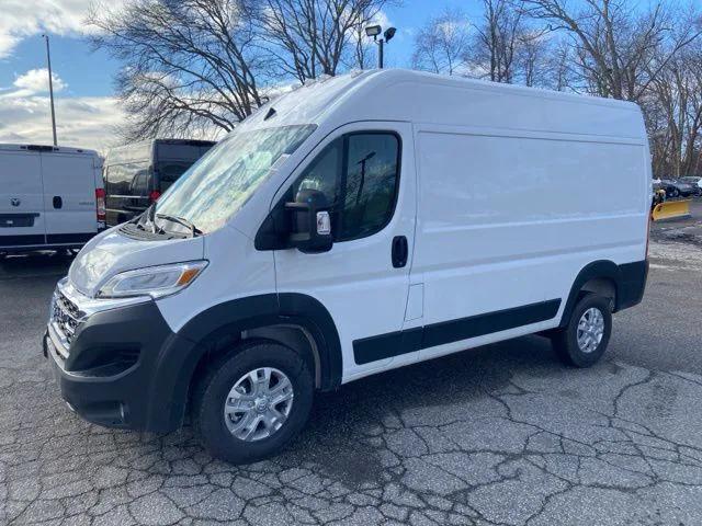 2025 RAM Ram ProMaster RAM PROMASTER 1500 SLT CARGO VAN HIGH ROOF 136 WB