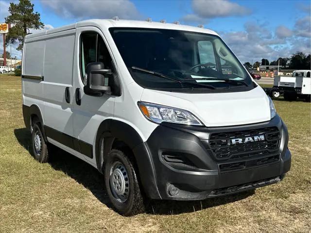 2025 RAM Ram ProMaster RAM PROMASTER 1500 TRADESMAN CARGO VAN LOW ROOF 118 WB