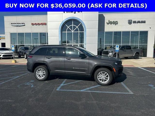 2024 Jeep Grand Cherokee GRAND CHEROKEE LAREDO X 4X4