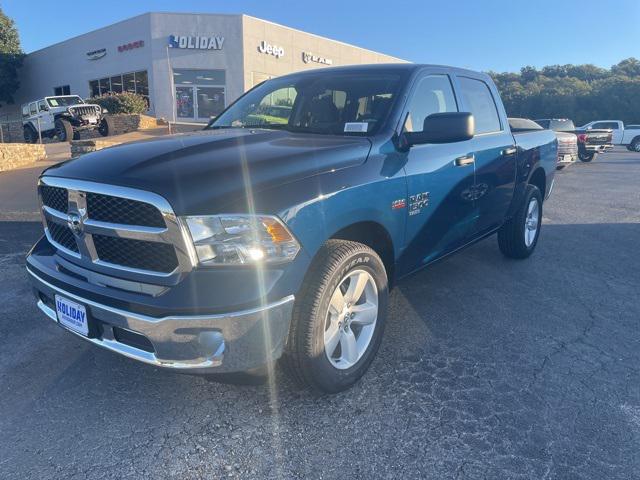 2024 RAM Ram 1500 Classic RAM 1500 CLASSIC TRADESMAN CREW CAB 4X4 57 BOX