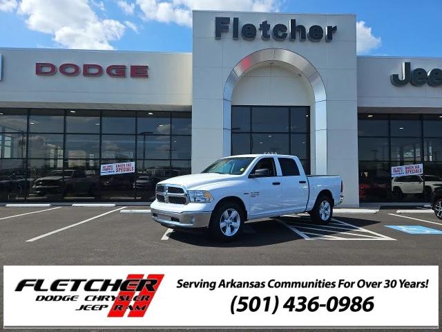 2024 RAM Ram 1500 Classic RAM 1500 CLASSIC TRADESMAN CREW CAB 4X2 57 BOX