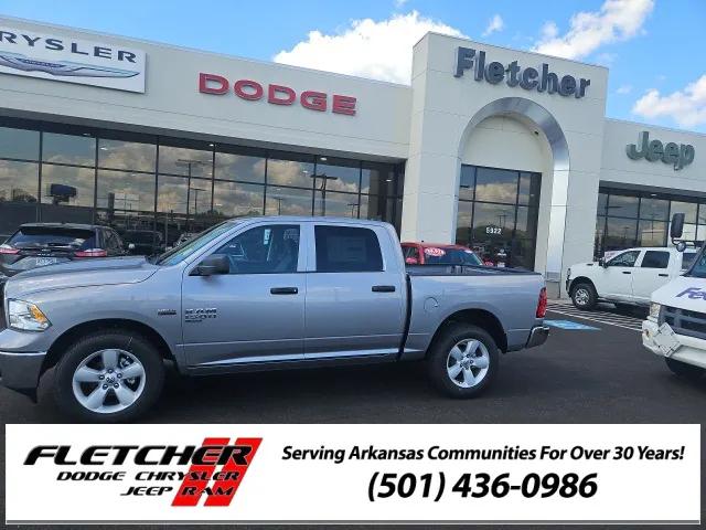 2024 RAM Ram 1500 Classic RAM 1500 CLASSIC TRADESMAN CREW CAB 4X4 57 BOX