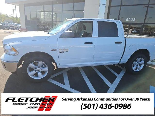 2024 RAM Ram 1500 Classic RAM 1500 CLASSIC TRADESMAN CREW CAB 4X4 57 BOX