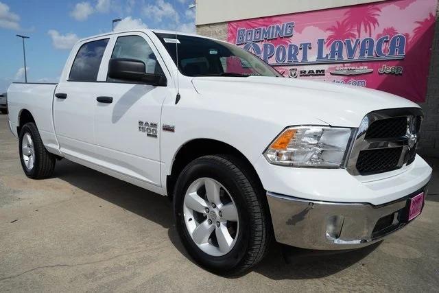 2024 RAM Ram 1500 Classic RAM 1500 CLASSIC TRADESMAN CREW CAB 4X4 64 BOX