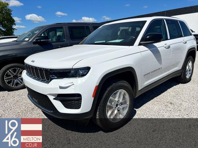 2024 Jeep Grand Cherokee GRAND CHEROKEE LAREDO X 4X4