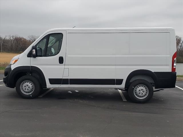 2025 RAM Ram ProMaster RAM PROMASTER 2500 TRADESMAN CARGO VAN LOW ROOF 136 WB