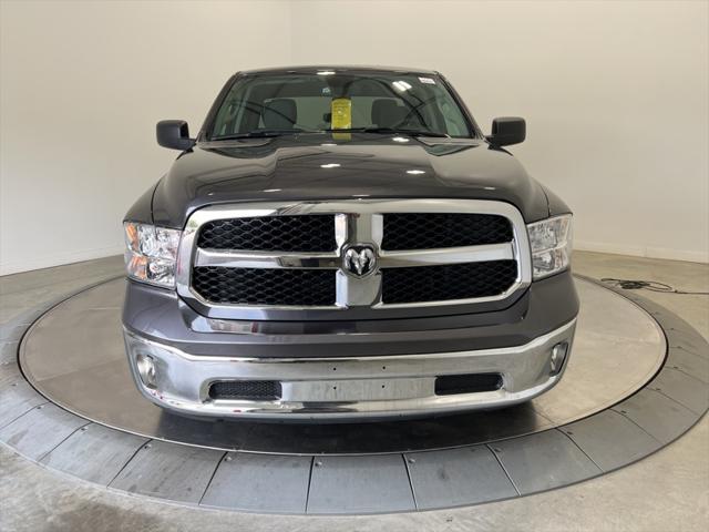 2024 RAM Ram 1500 Classic RAM 1500 CLASSIC TRADESMAN QUAD CAB 4X4 64 BOX