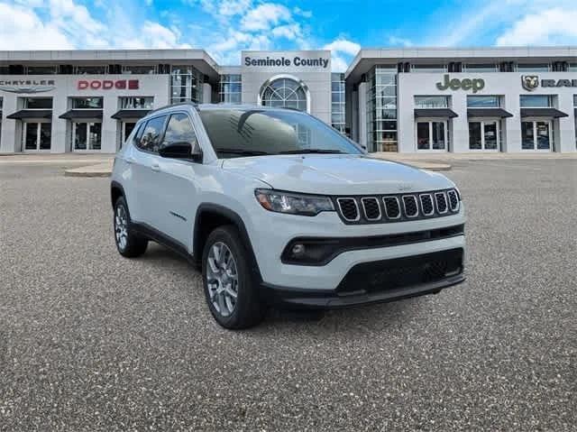 2024 Jeep Compass Latitude Lux FWD