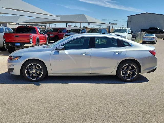 2022 Chevrolet Malibu FWD LT