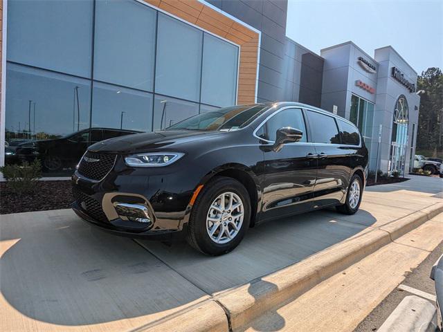 2024 Chrysler Pacifica PACIFICA TOURING L