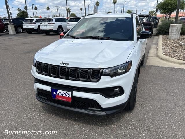 2025 Jeep Compass COMPASS LATITUDE 4X4