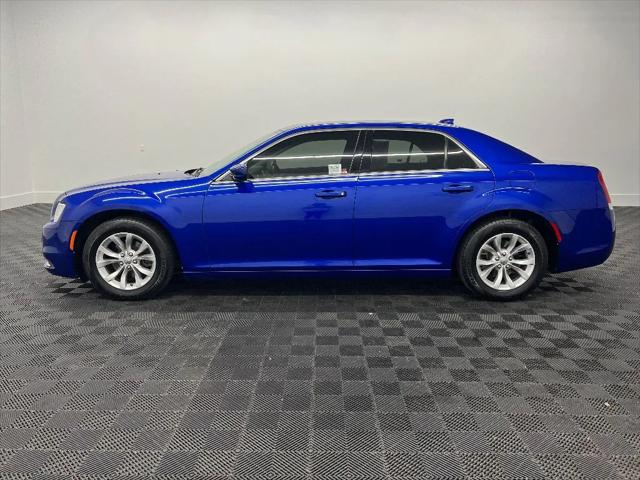 2018 Chrysler 300 Touring