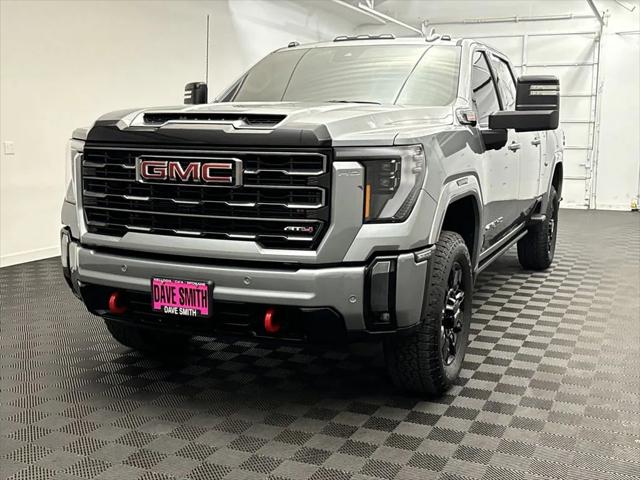 2024 GMC Sierra 2500HD 4WD Crew Cab Standard Bed AT4