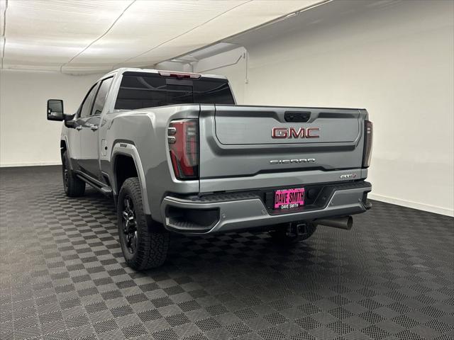 2024 GMC Sierra 2500HD 4WD Crew Cab Standard Bed AT4