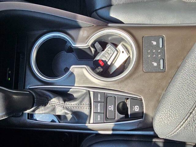 2021 Toyota Camry XLE AWD