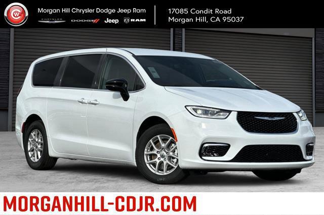 2024 Chrysler Pacifica PACIFICA TOURING L