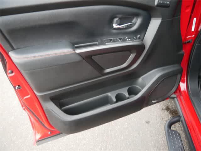 2022 Nissan Titan Crew Cab PRO-4X 4x4