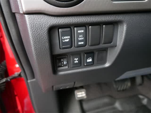 2022 Nissan Titan Crew Cab PRO-4X 4x4