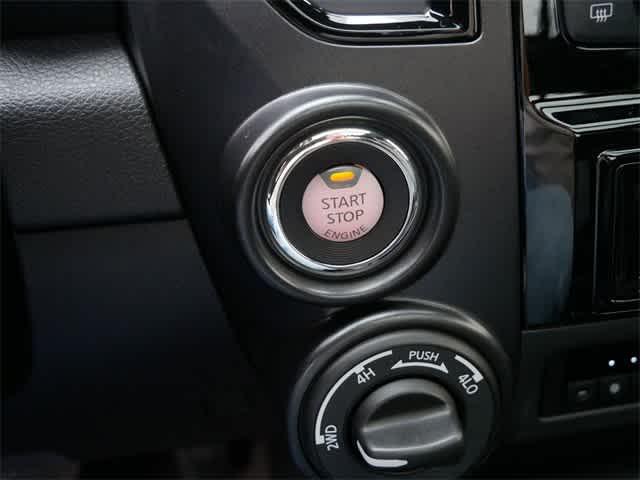 2022 Nissan Titan Crew Cab PRO-4X 4x4