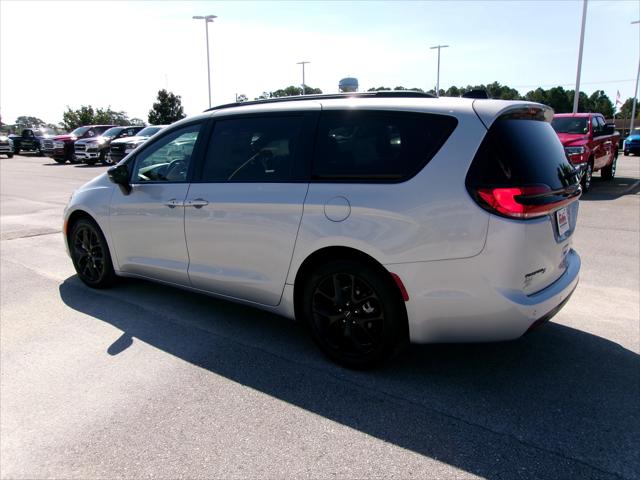 2024 Chrysler Pacifica PACIFICA LIMITED