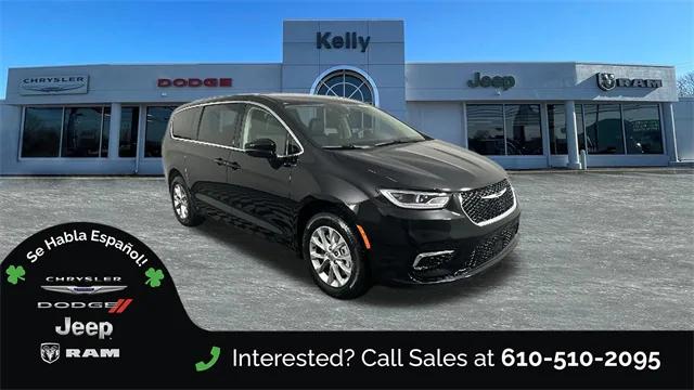 2024 Chrysler Pacifica PACIFICA TOURING L AWD