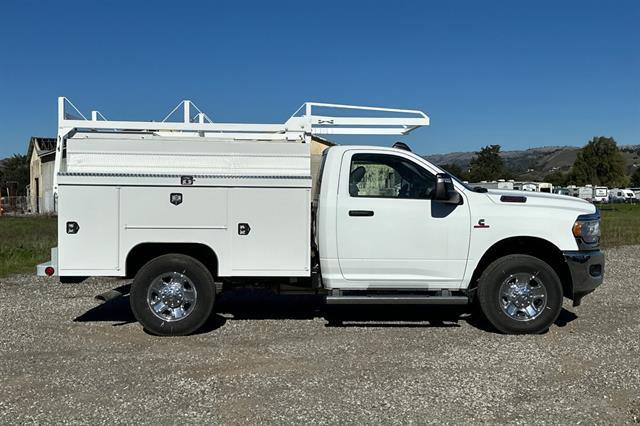 2024 RAM Ram 3500 RAM 3500 TRADESMAN REGULAR CAB 4X4 8 BOX
