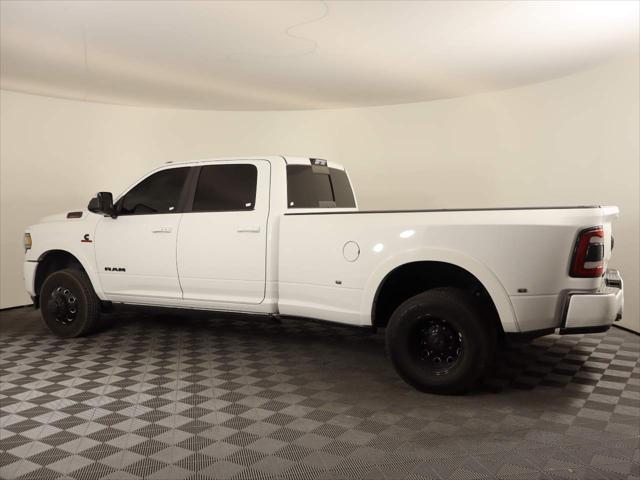 2020 RAM 3500 Laramie Crew Cab 4x4 8 Box