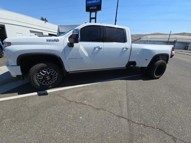 2022 Chevrolet Silverado 3500HD 4WD Crew Cab Long Bed High Country