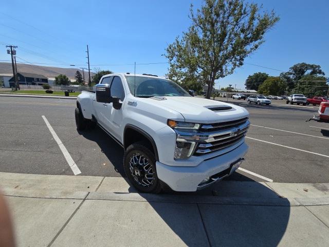 2022 Chevrolet Silverado 3500HD 4WD Crew Cab Long Bed High Country