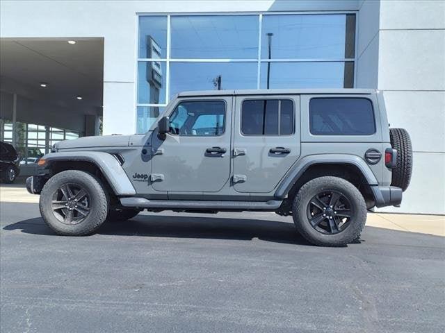 2022 Jeep Wrangler Unlimited Sahara Altitude 4x4