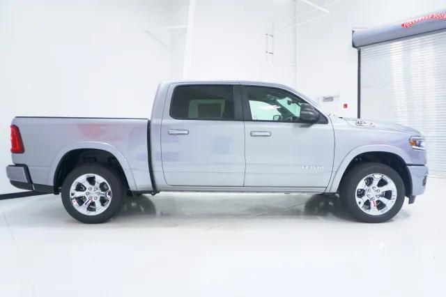 2025 RAM Ram 1500 RAM 1500 LONE STAR CREW CAB 4X4 57 BOX